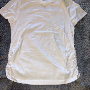 Hello Frankie by Francesca's Collections White Short Sleeve Cinch shirt